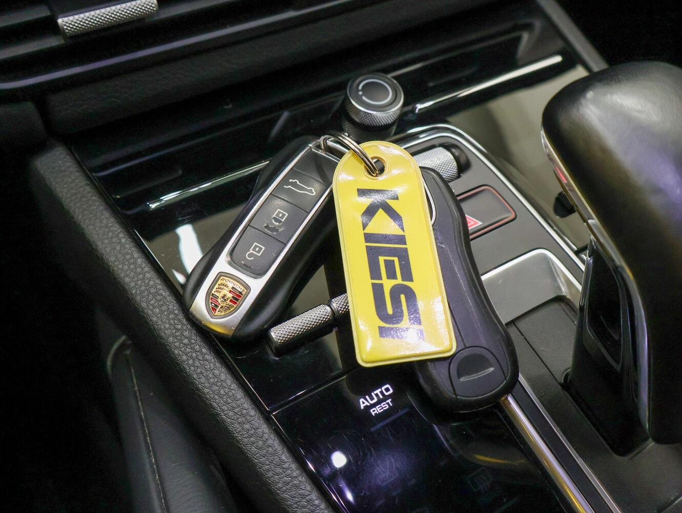 Porsche Cayenne vaihtoauto
