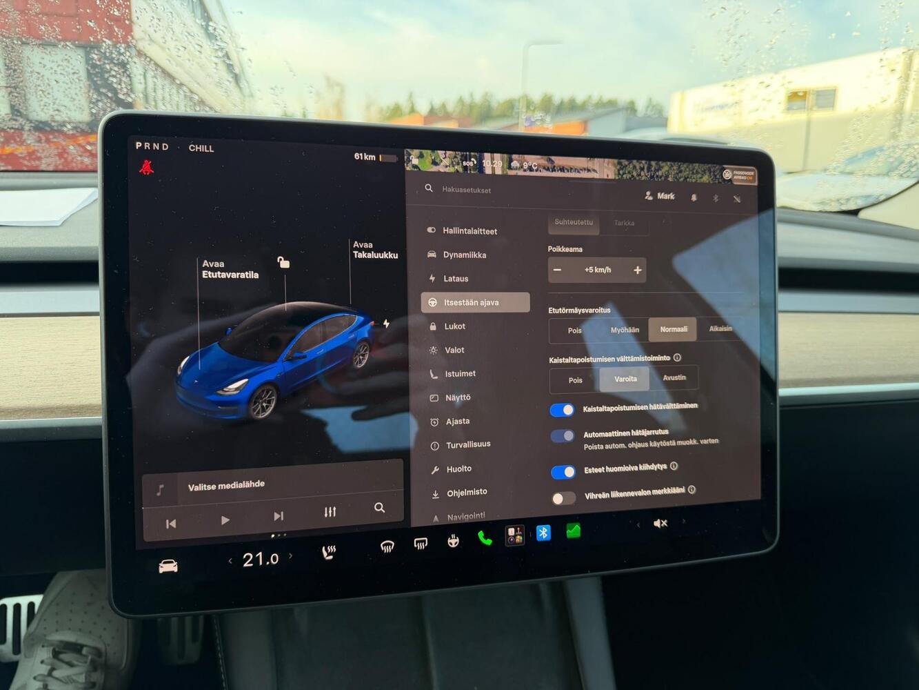 Tesla Model 3 vaihtoauto