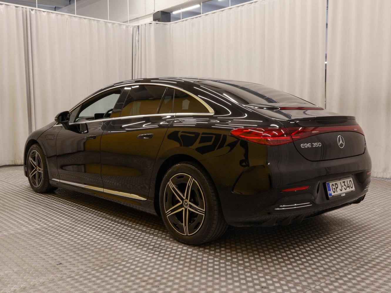 Mercedes-Benz EQE vaihtoauto