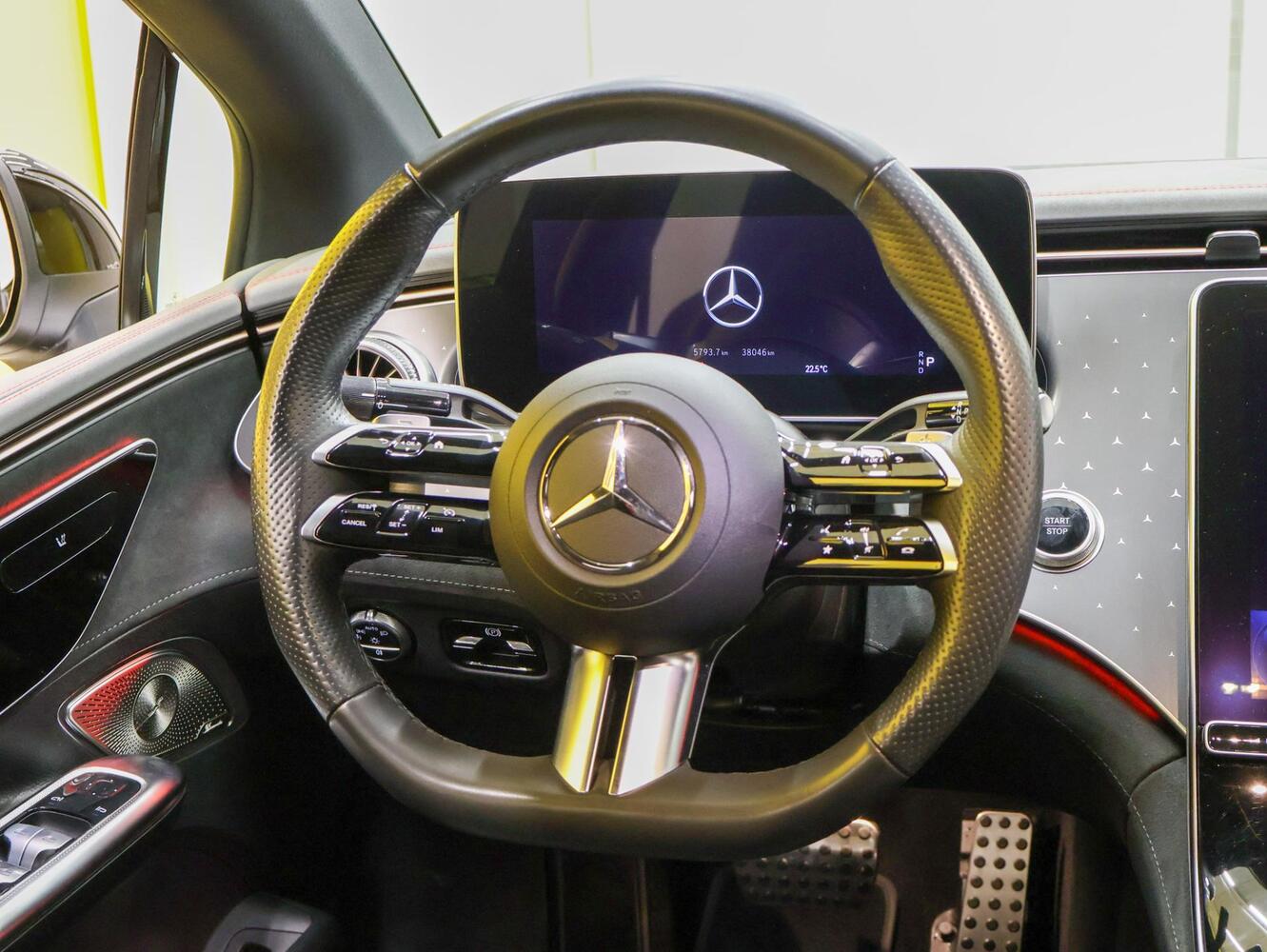 Mercedes-Benz EQE vaihtoauto