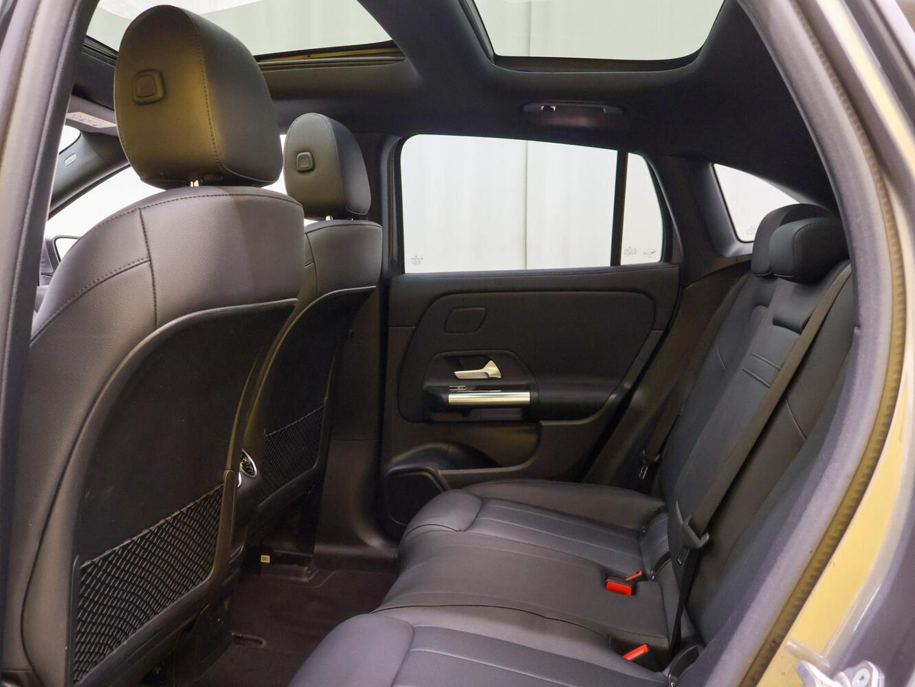 Mercedes-Benz EQA vaihtoauto