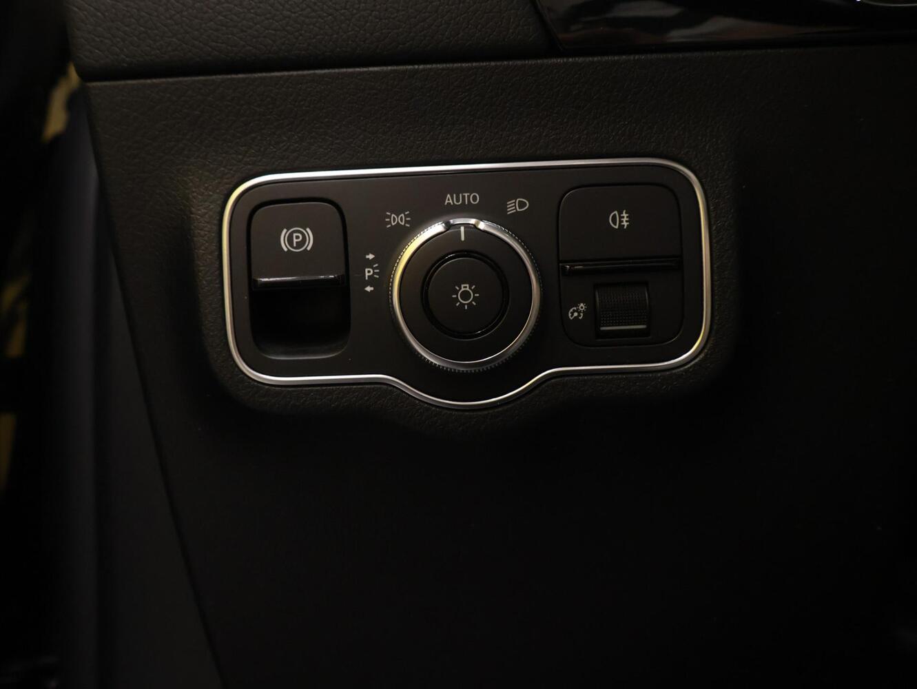 Mercedes-Benz EQA vaihtoauto