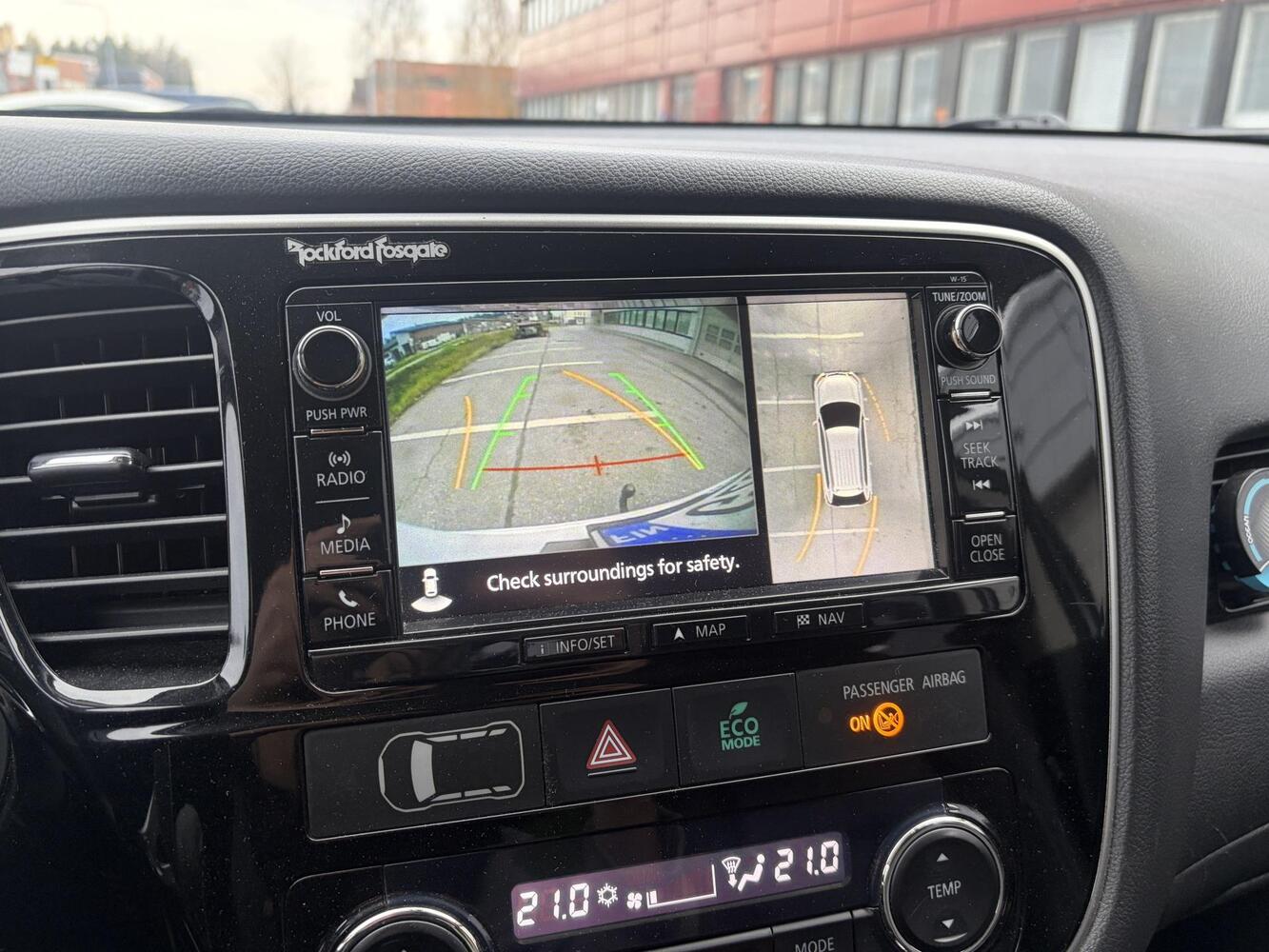 Mitsubishi Outlander PHEV vaihtoauto