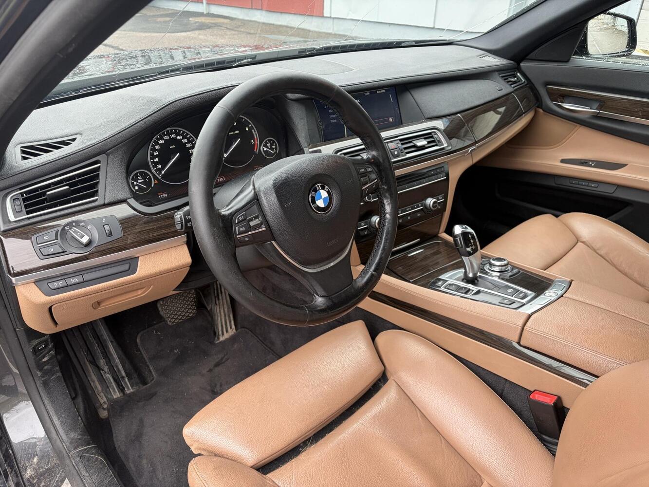 BMW 730 vaihtoauto
