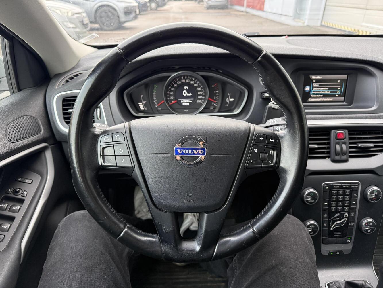 Volvo V40 vaihtoauto