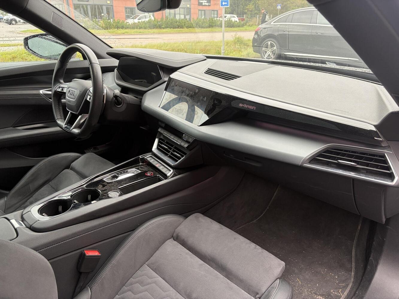 Audi e-tron GT vaihtoauto