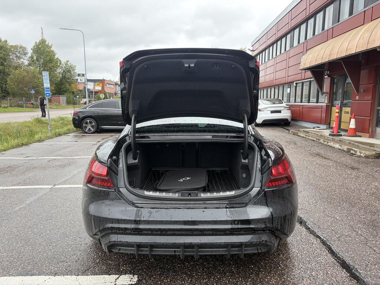 Audi e-tron GT vaihtoauto