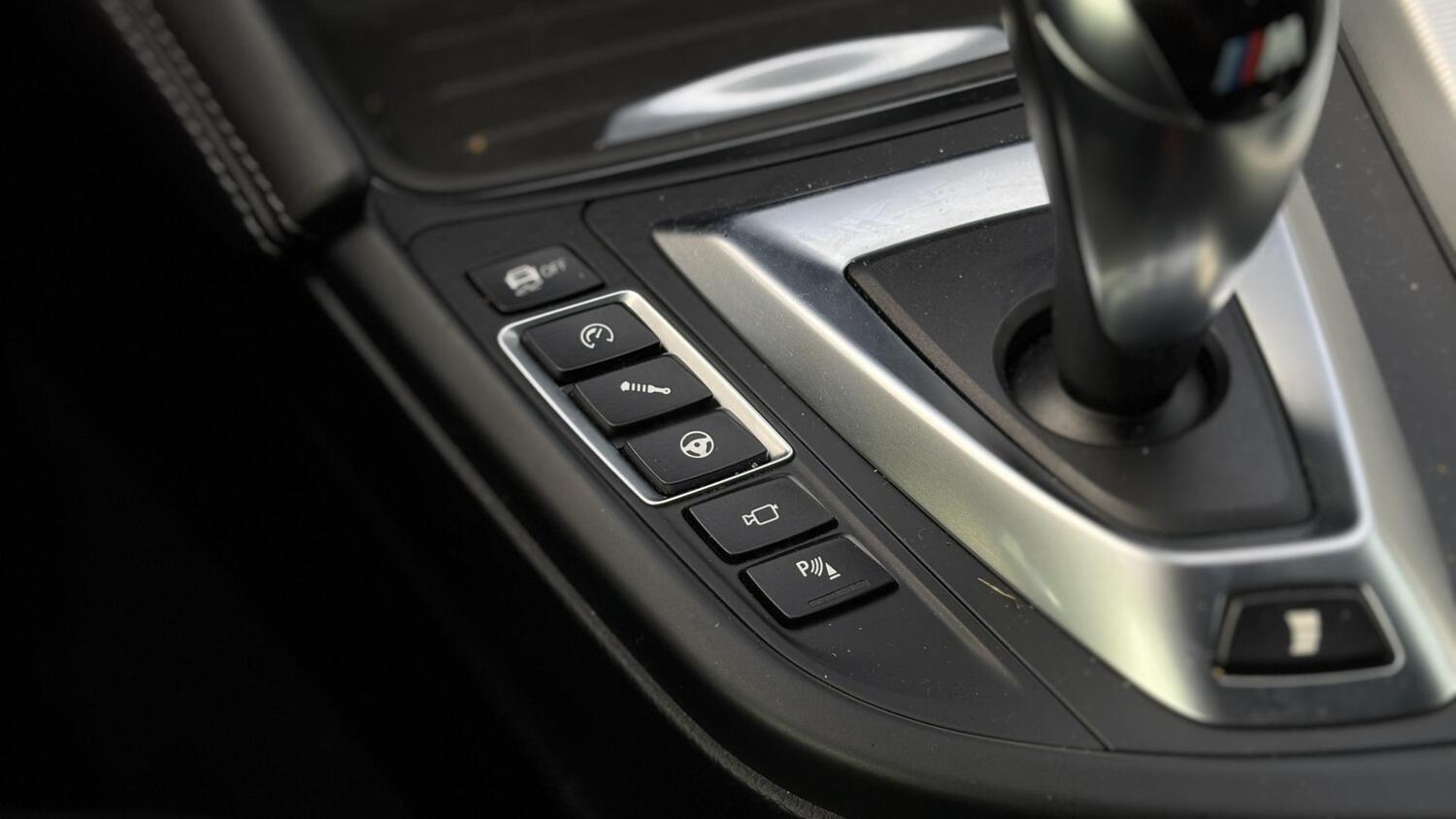 BMW M4 vaihtoauto