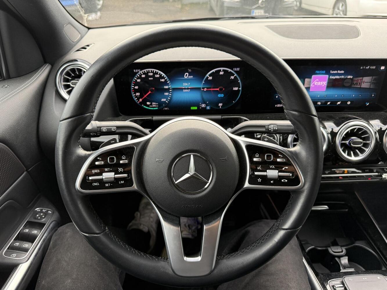 Mercedes-Benz EQA vaihtoauto