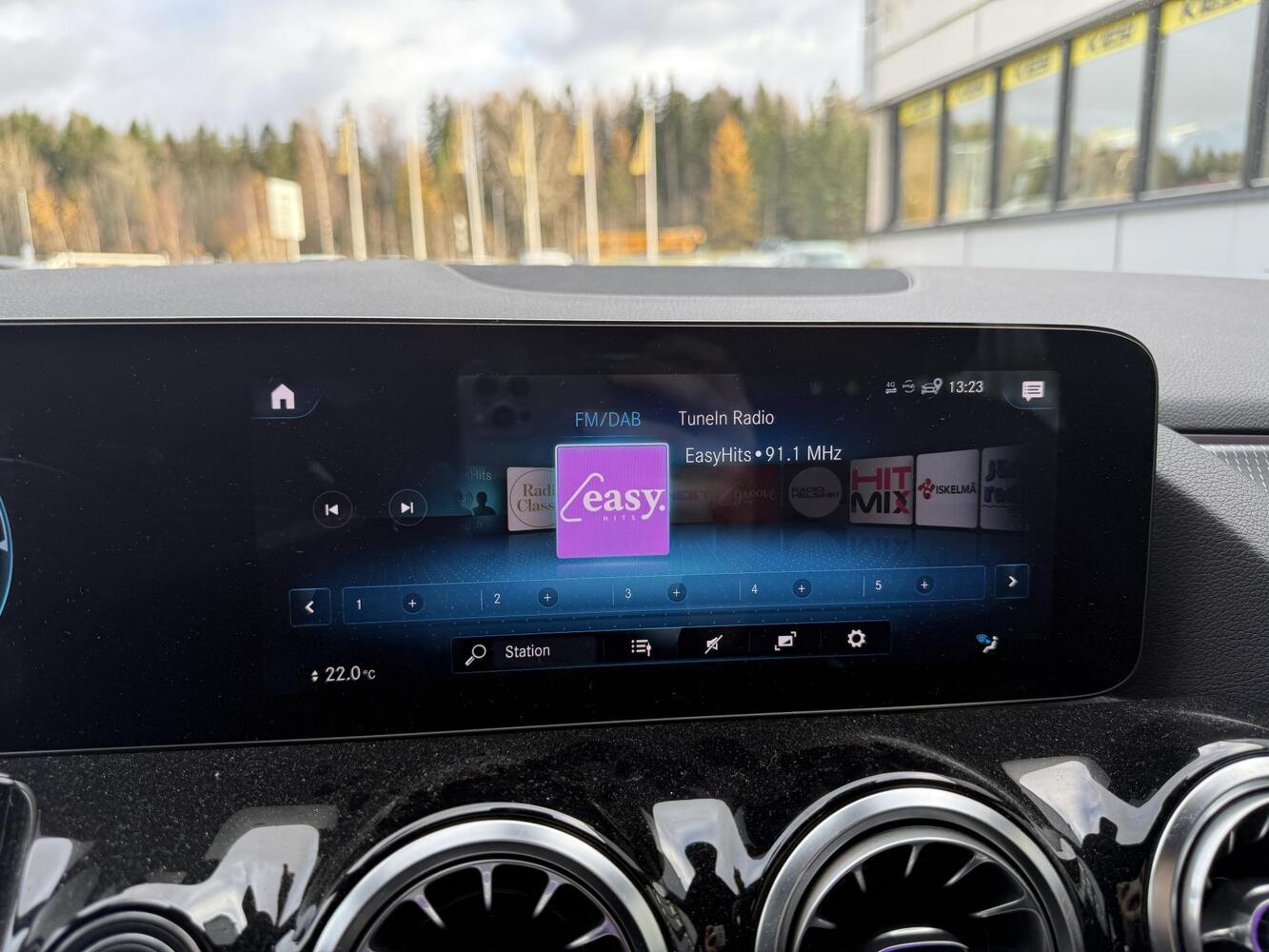 Mercedes-Benz EQA vaihtoauto