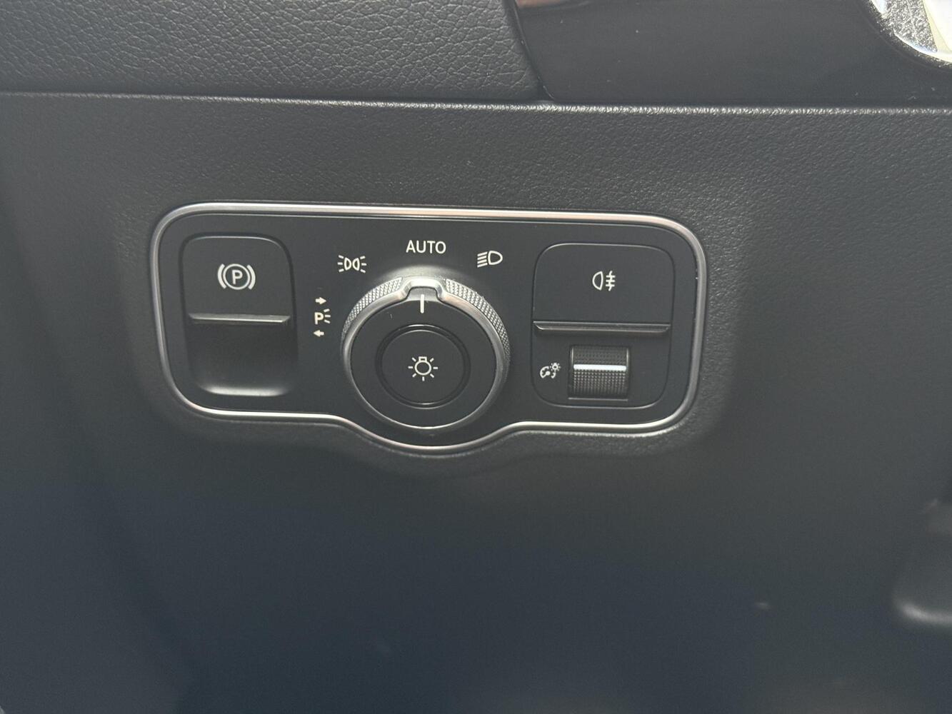 Mercedes-Benz EQA vaihtoauto