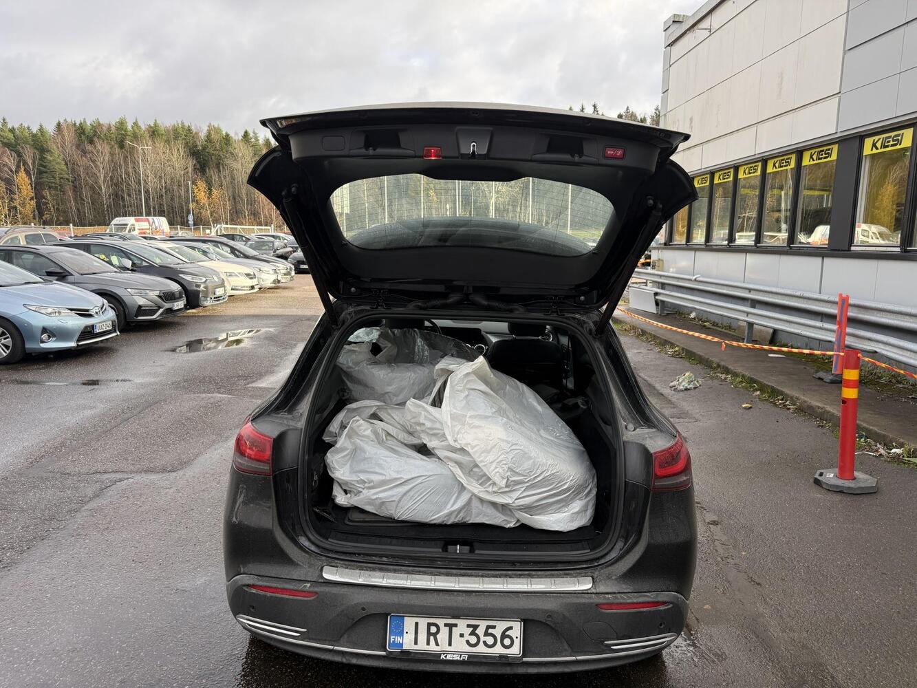 Mercedes-Benz EQA vaihtoauto