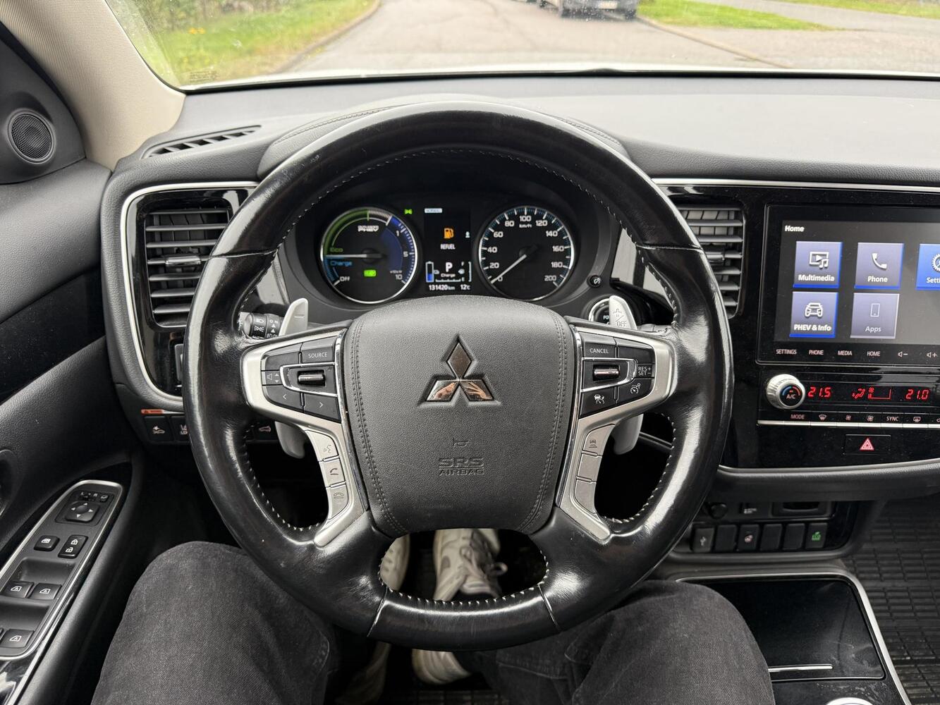 Mitsubishi Outlander PHEV vaihtoauto
