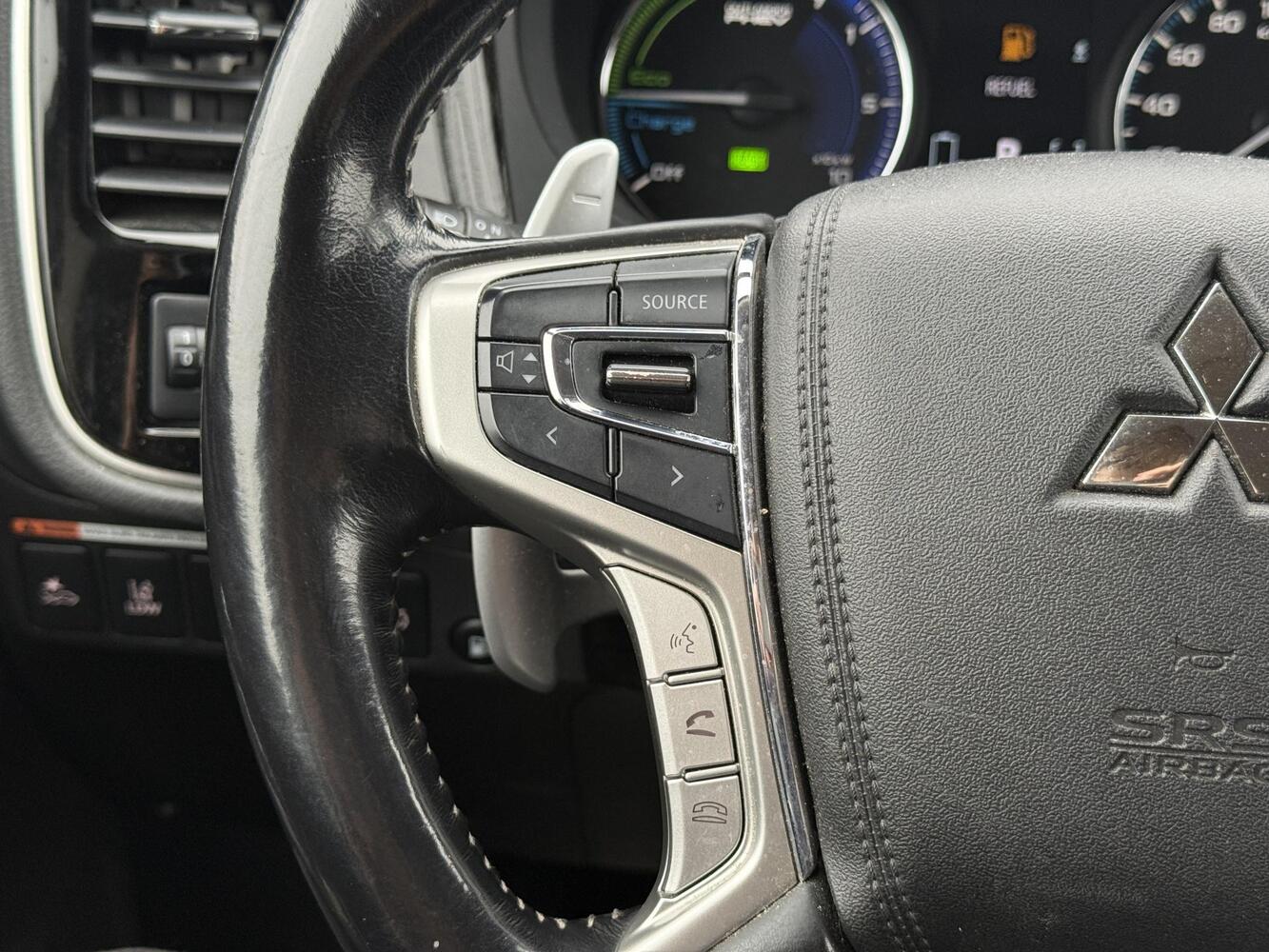 Mitsubishi Outlander PHEV vaihtoauto
