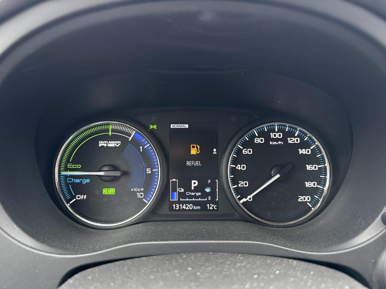 Mitsubishi Outlander PHEV vaihtoauto