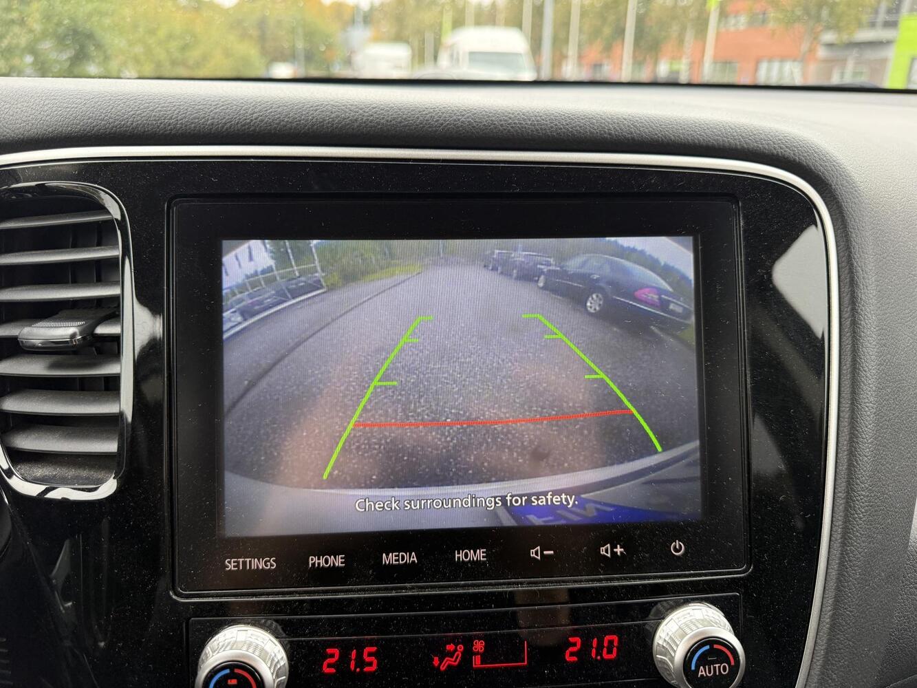 Mitsubishi Outlander PHEV vaihtoauto