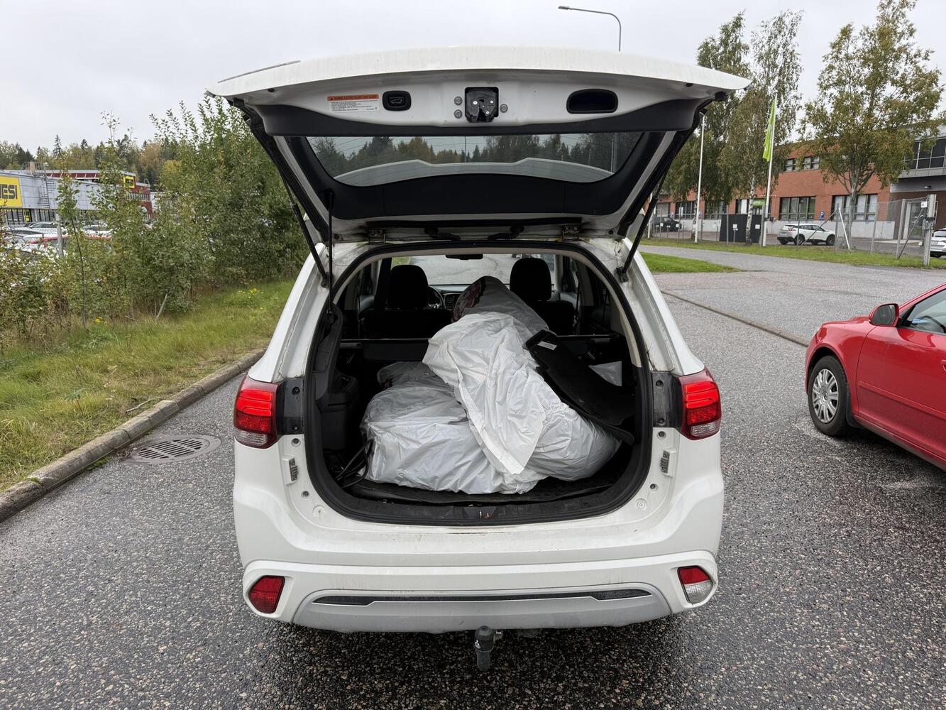 Mitsubishi Outlander PHEV vaihtoauto