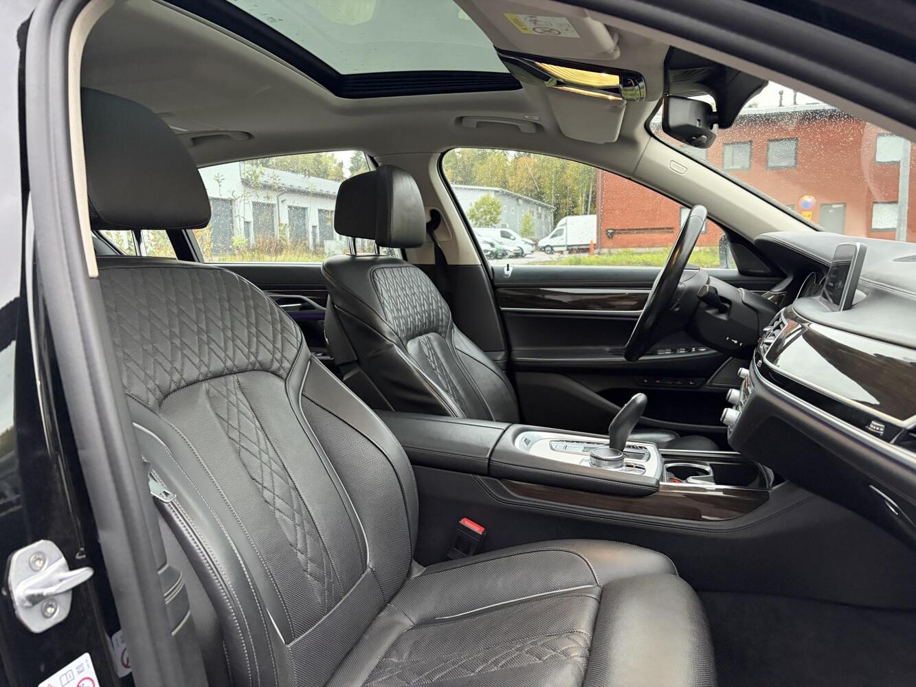 BMW 740 vaihtoauto