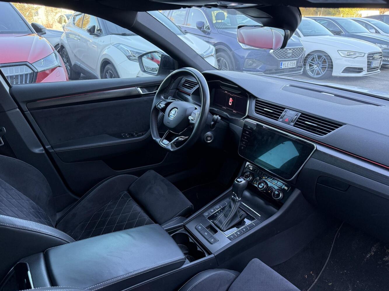 Skoda Superb vaihtoauto