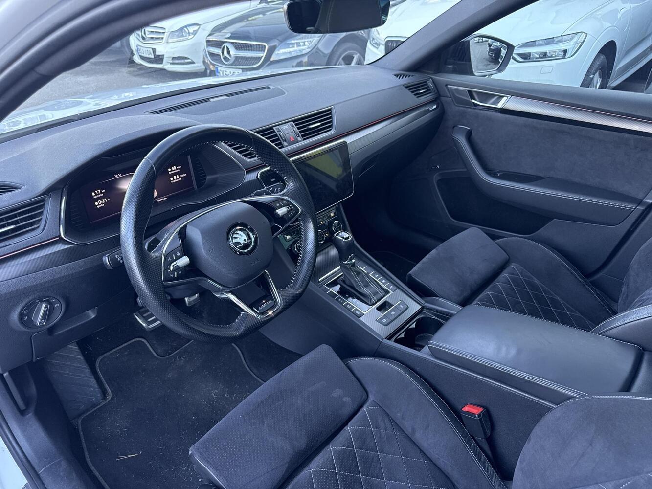 Skoda Superb vaihtoauto