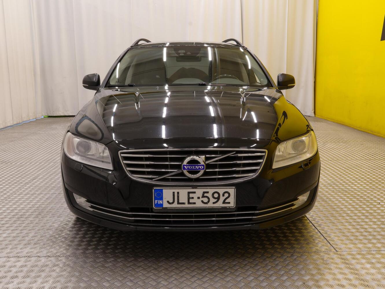 Volvo V70 vaihtoauto