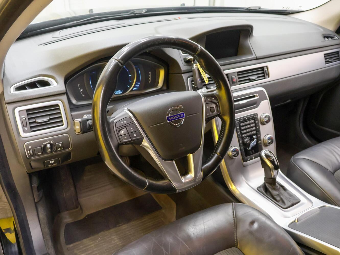 Volvo V70 vaihtoauto