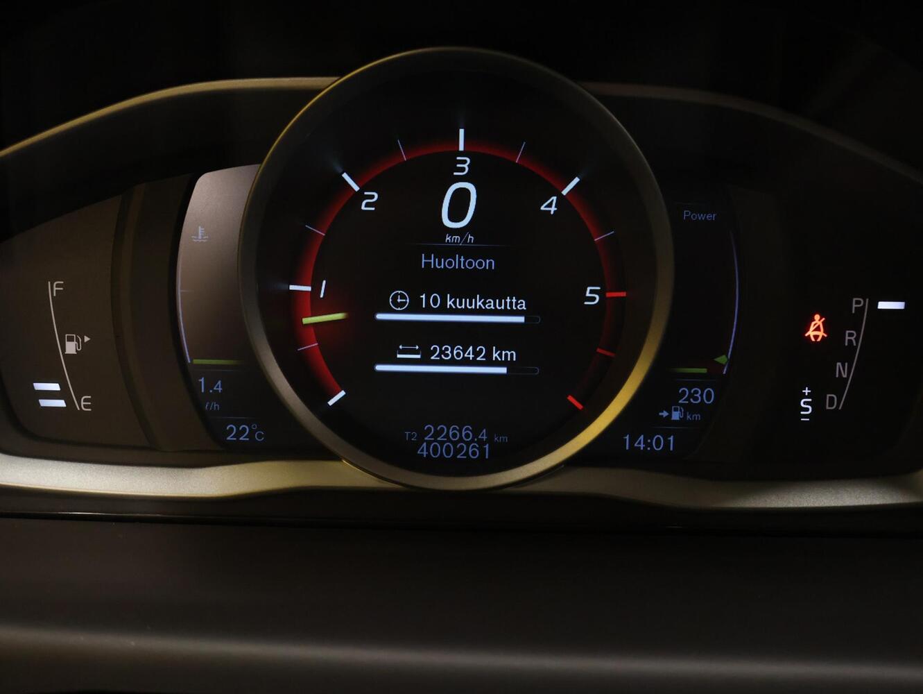Volvo V70 vaihtoauto