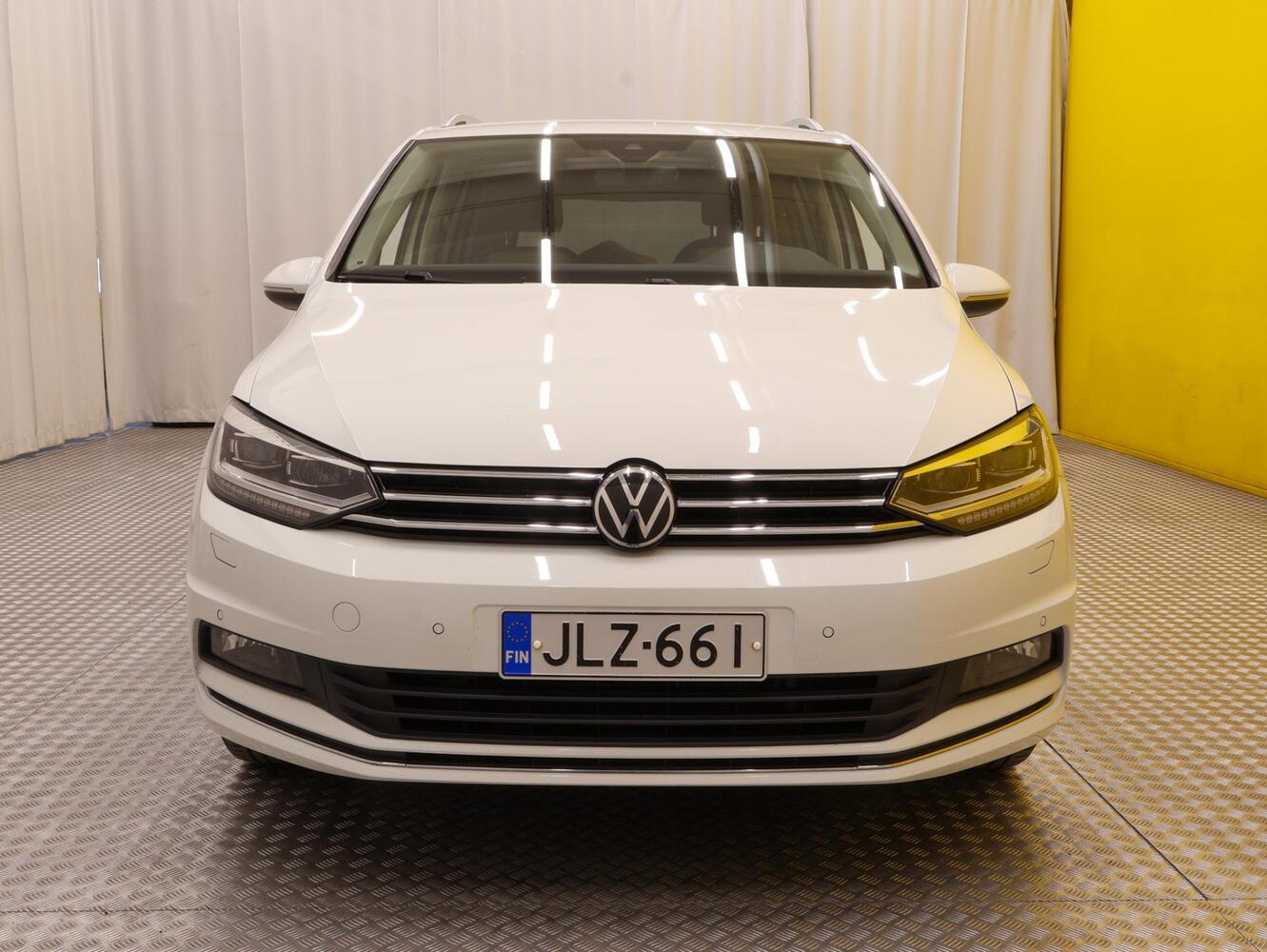 Volkswagen Touran vaihtoauto