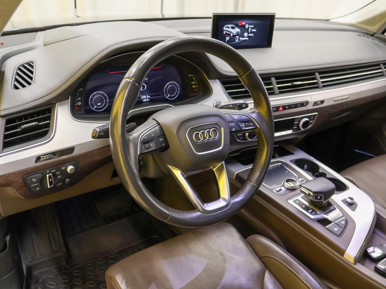 Audi Q7 vaihtoauto