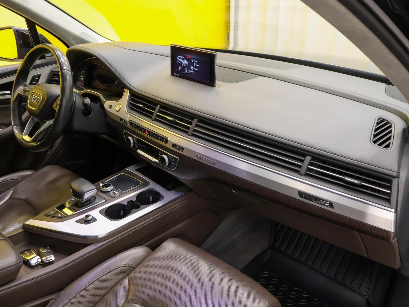 Audi Q7 vaihtoauto