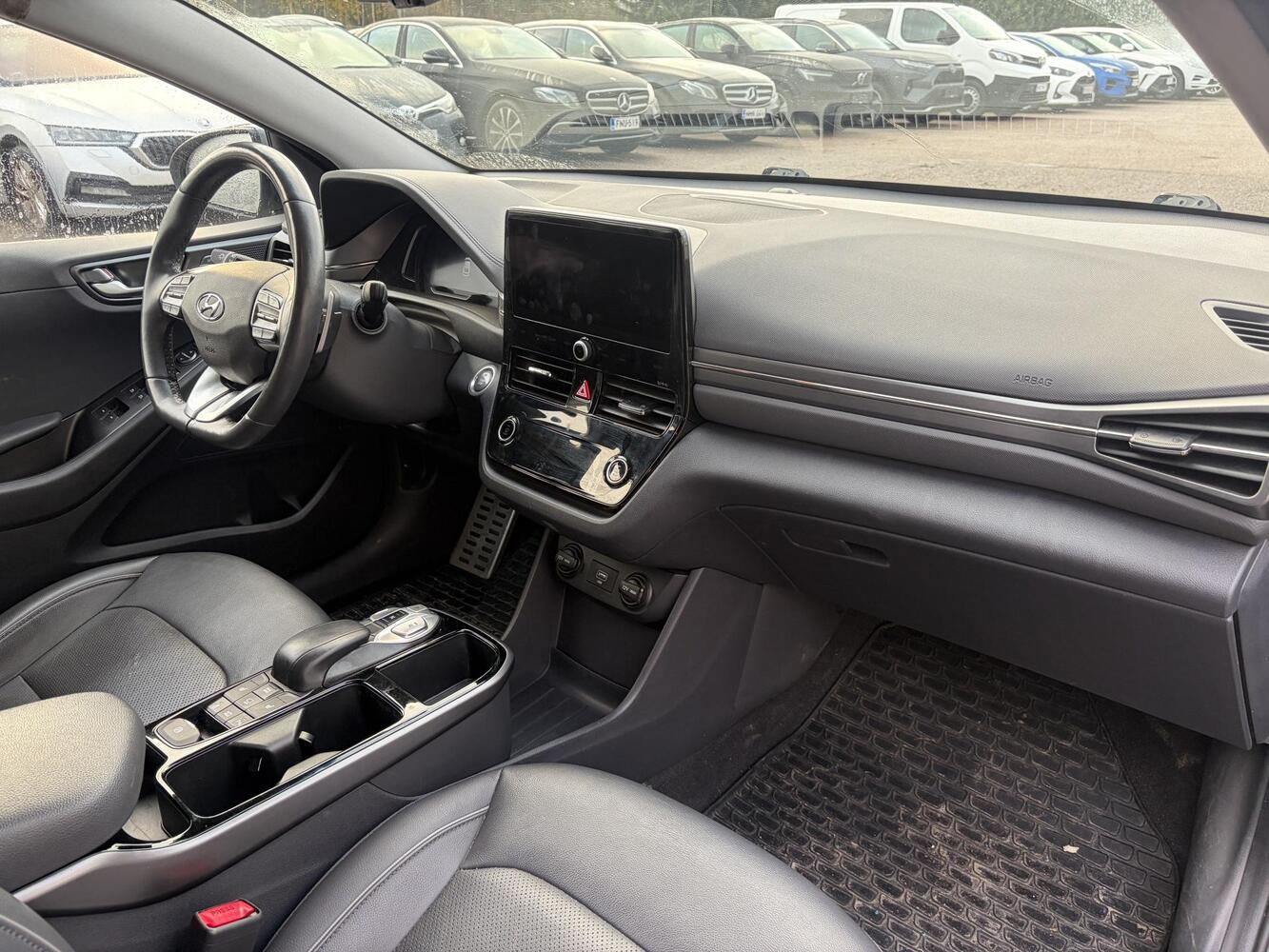 Hyundai IONIQ electric vaihtoauto