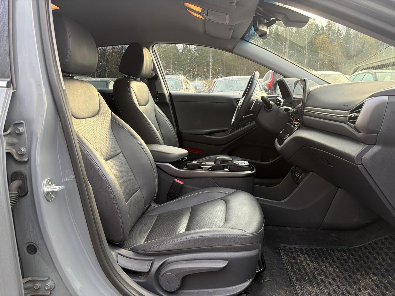 Hyundai IONIQ electric vaihtoauto