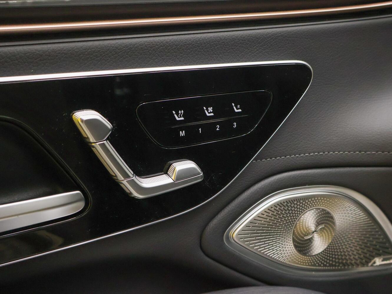 Mercedes-Benz EQS vaihtoauto