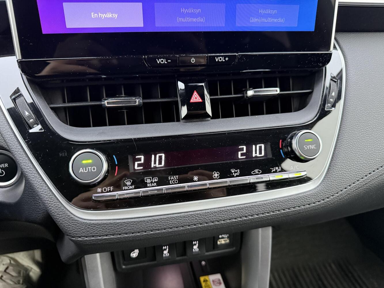 Toyota Corolla Cross vaihtoauto