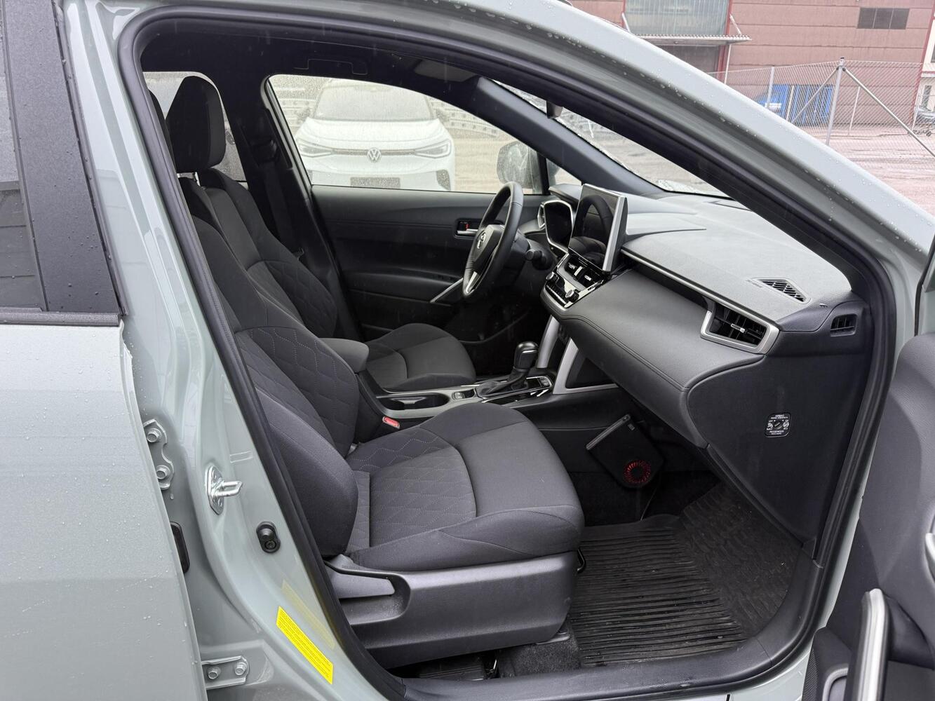 Toyota Corolla Cross vaihtoauto