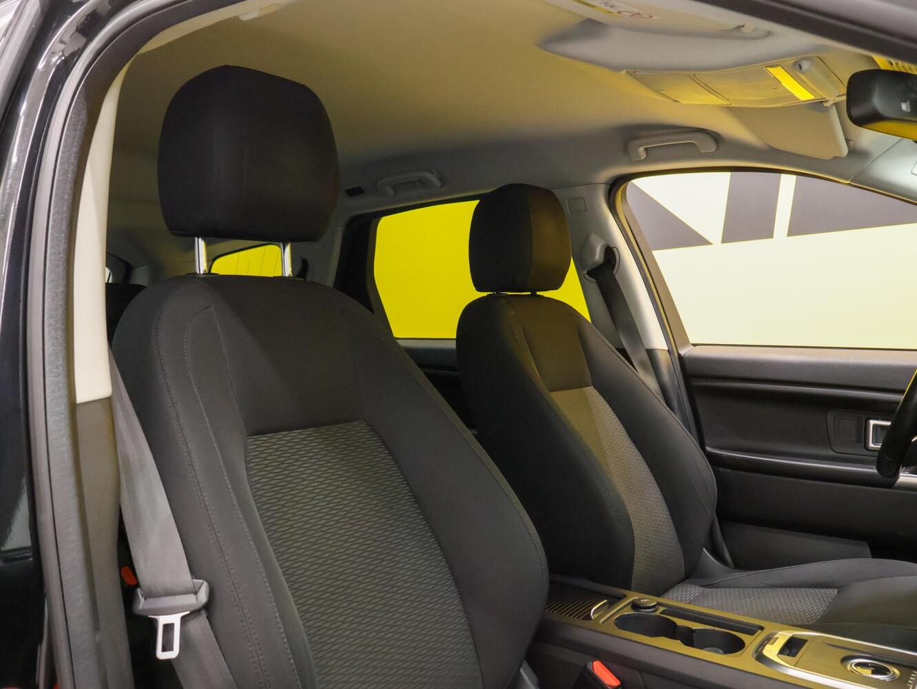 Land Rover Discovery Sport vaihtoauto