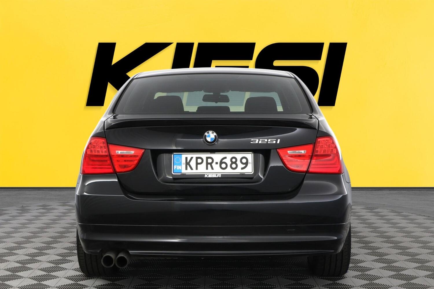 BMW 325 vaihtoauto