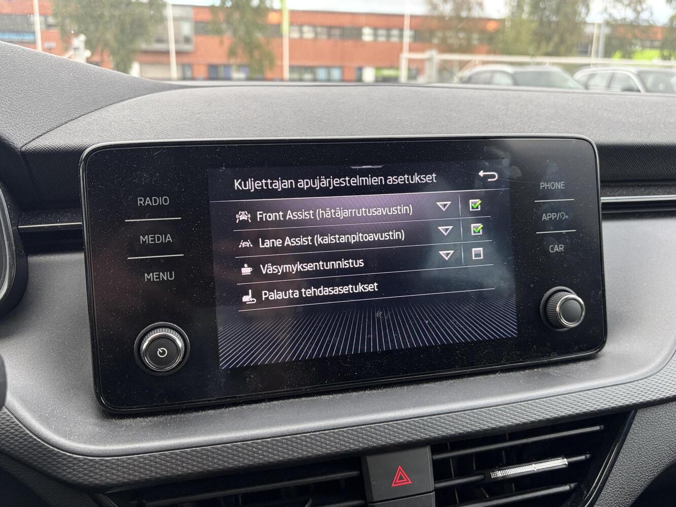 Skoda Kamiq vaihtoauto