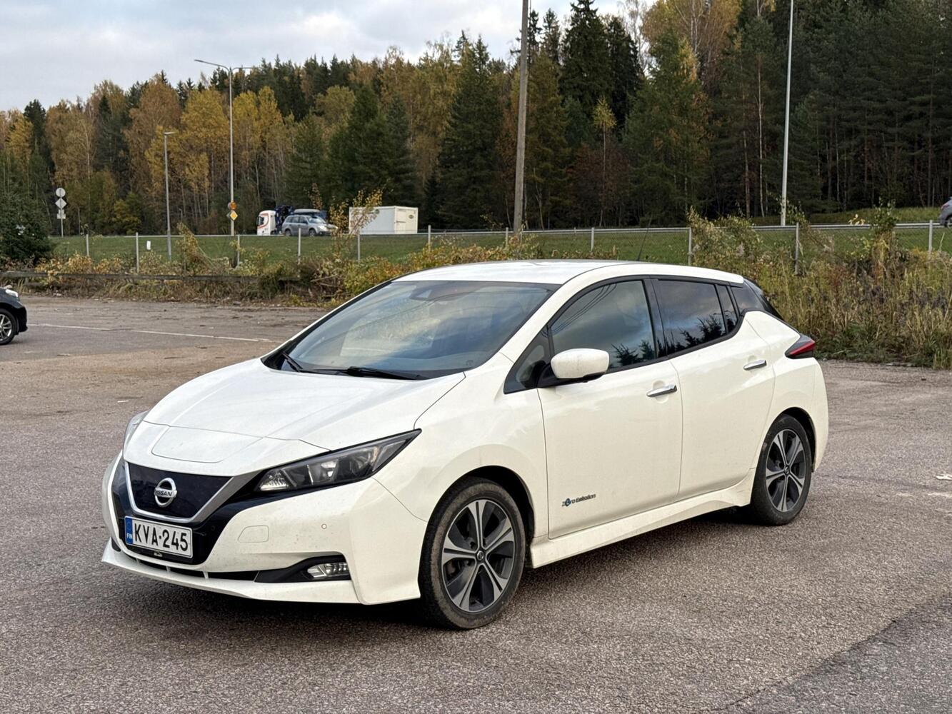 Nissan Leaf vaihtoauto