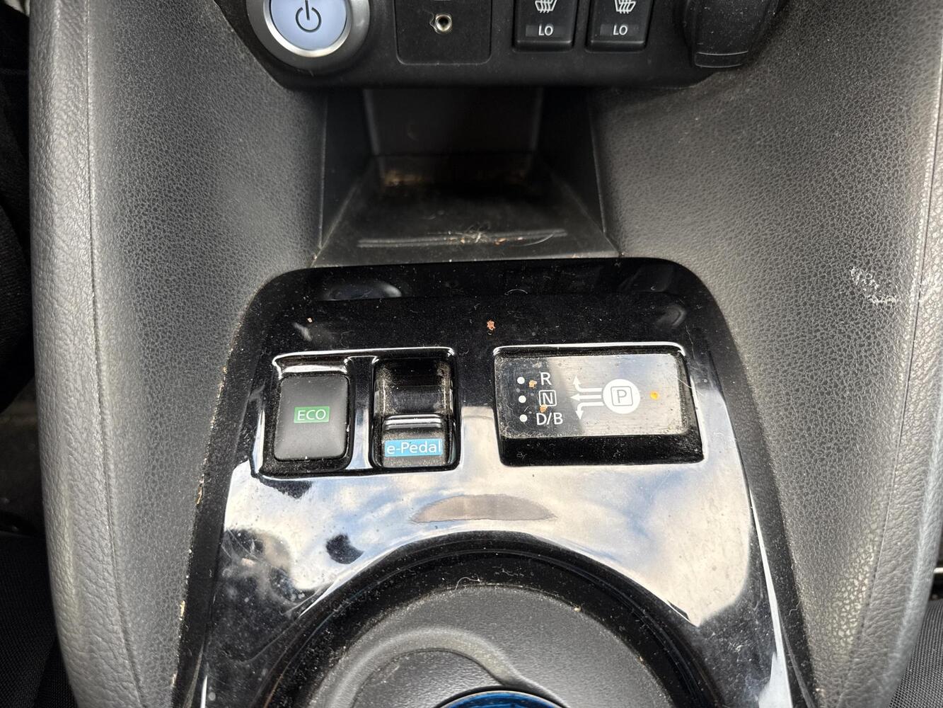 Nissan Leaf vaihtoauto