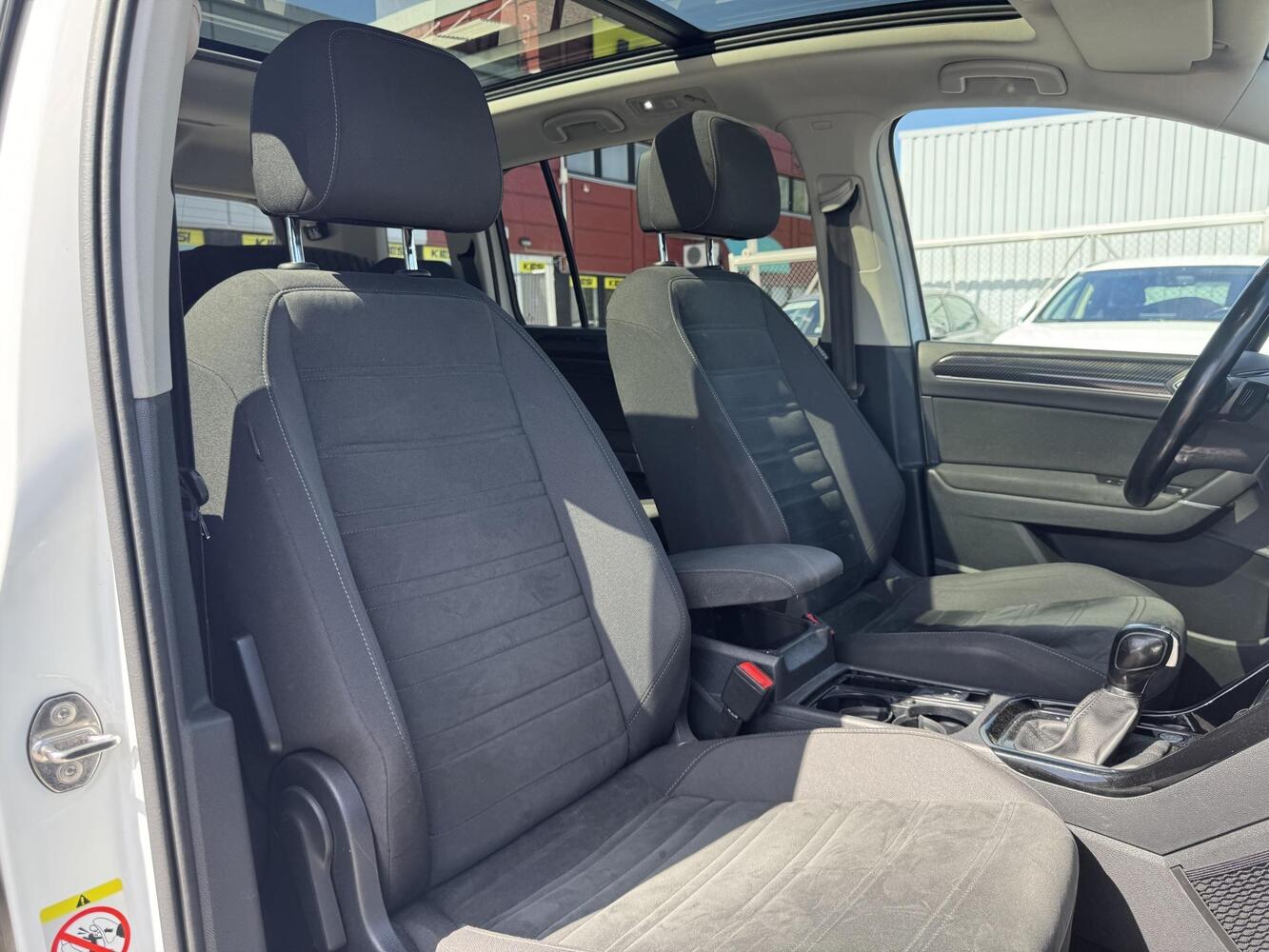 Volkswagen Touran vaihtoauto