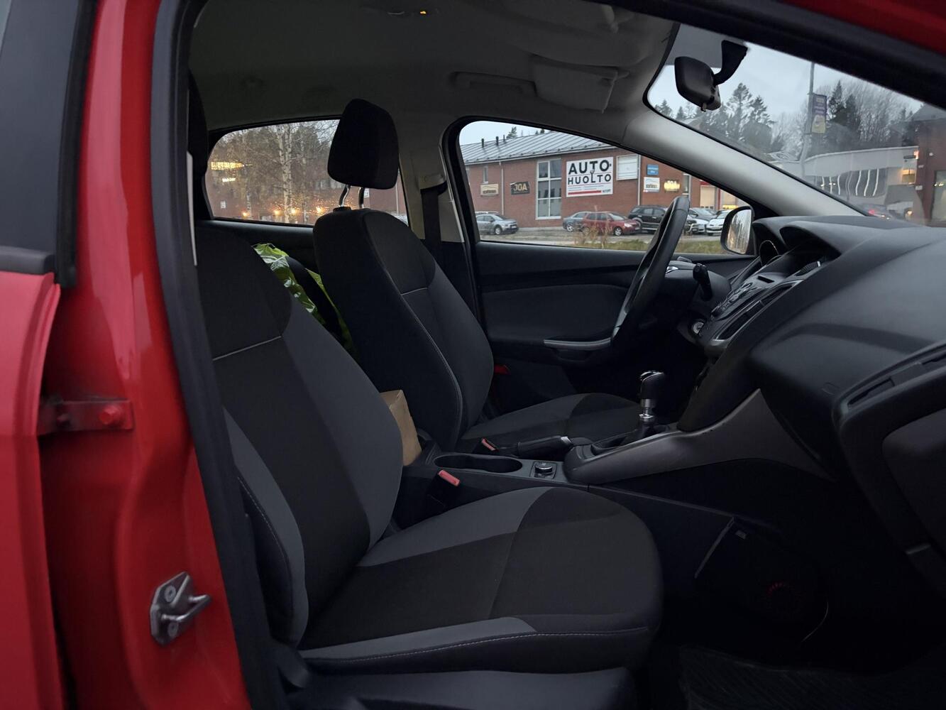 Ford Focus vaihtoauto