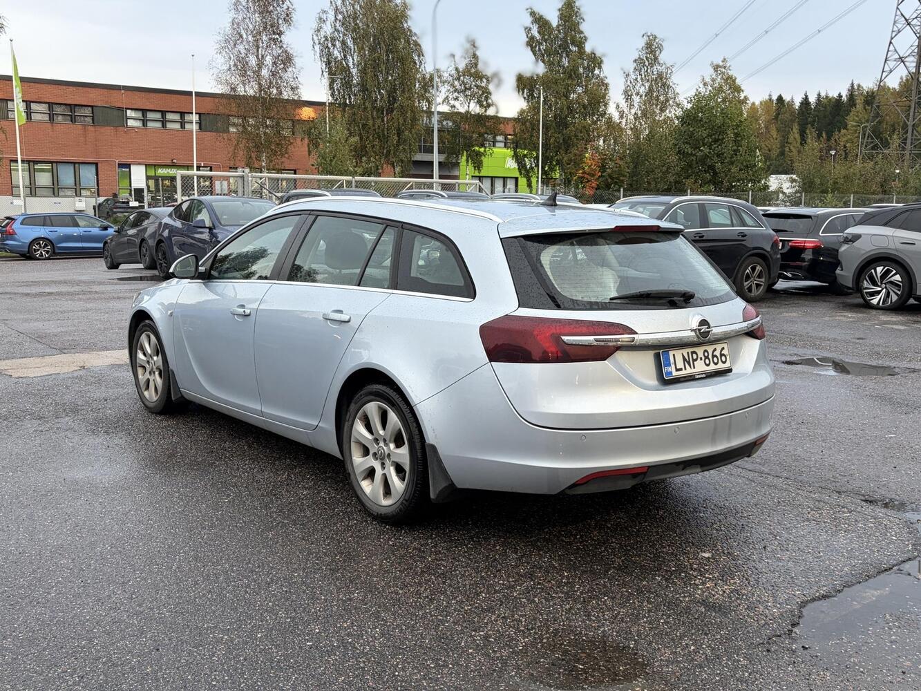 Opel Insignia vaihtoauto