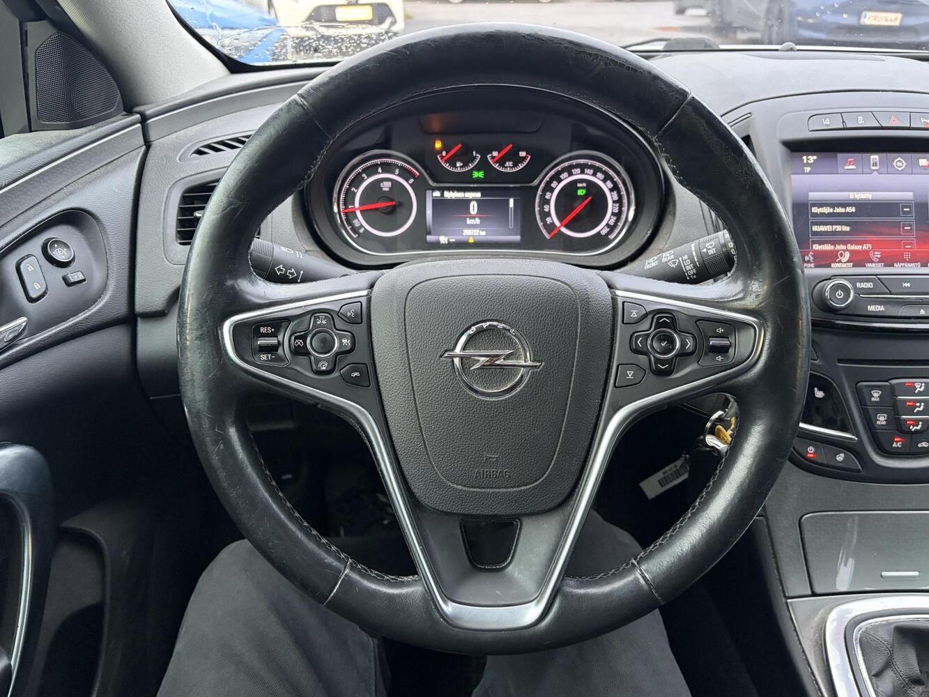 Opel Insignia vaihtoauto