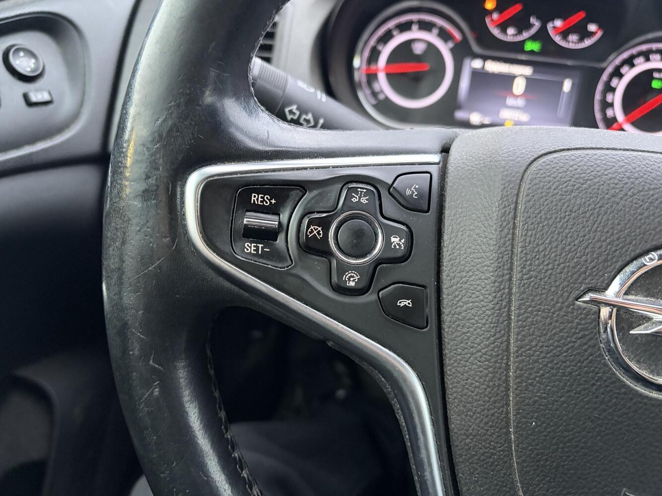 Opel Insignia vaihtoauto