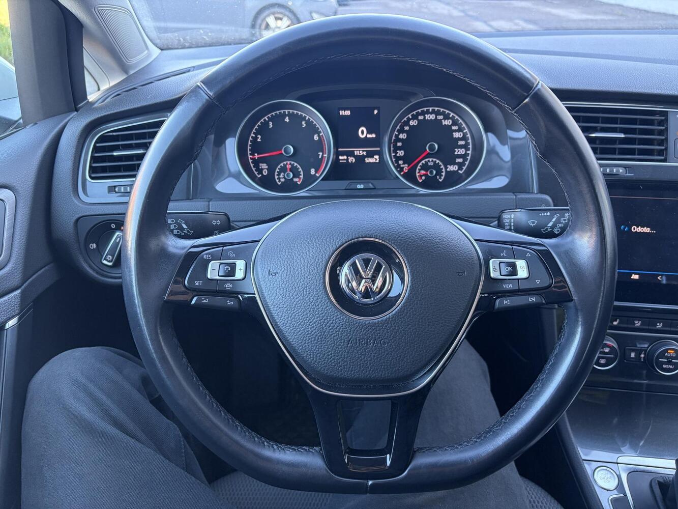 Volkswagen Golf vaihtoauto