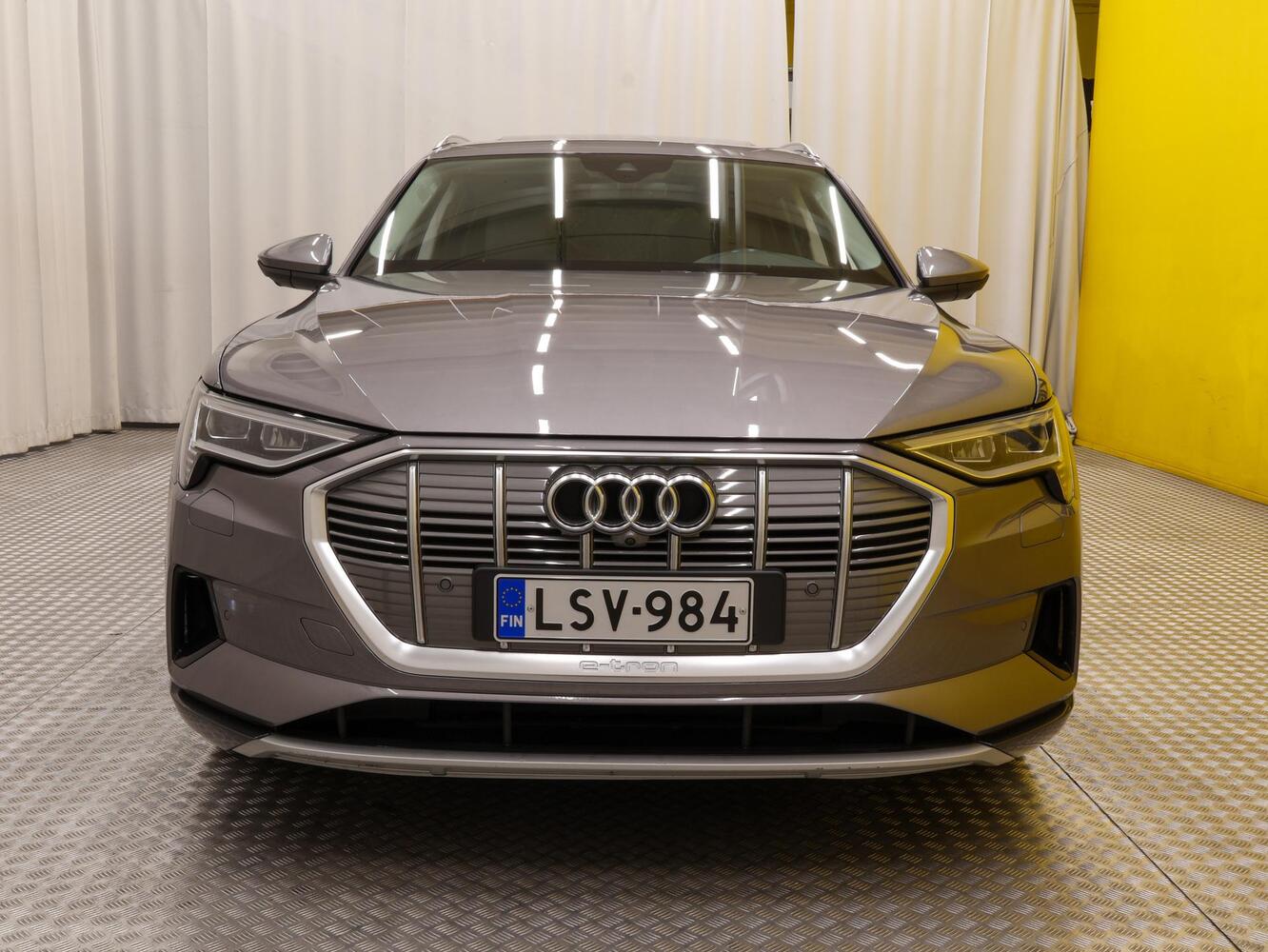 Audi e-tron vaihtoauto