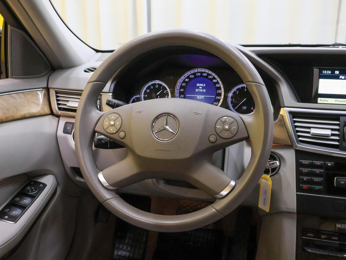 Mercedes-Benz E vaihtoauto