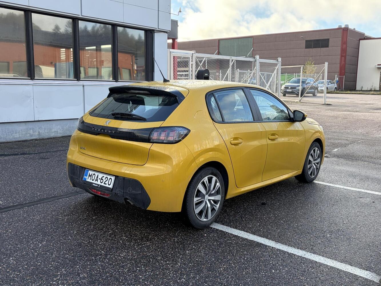 Peugeot 208 vaihtoauto