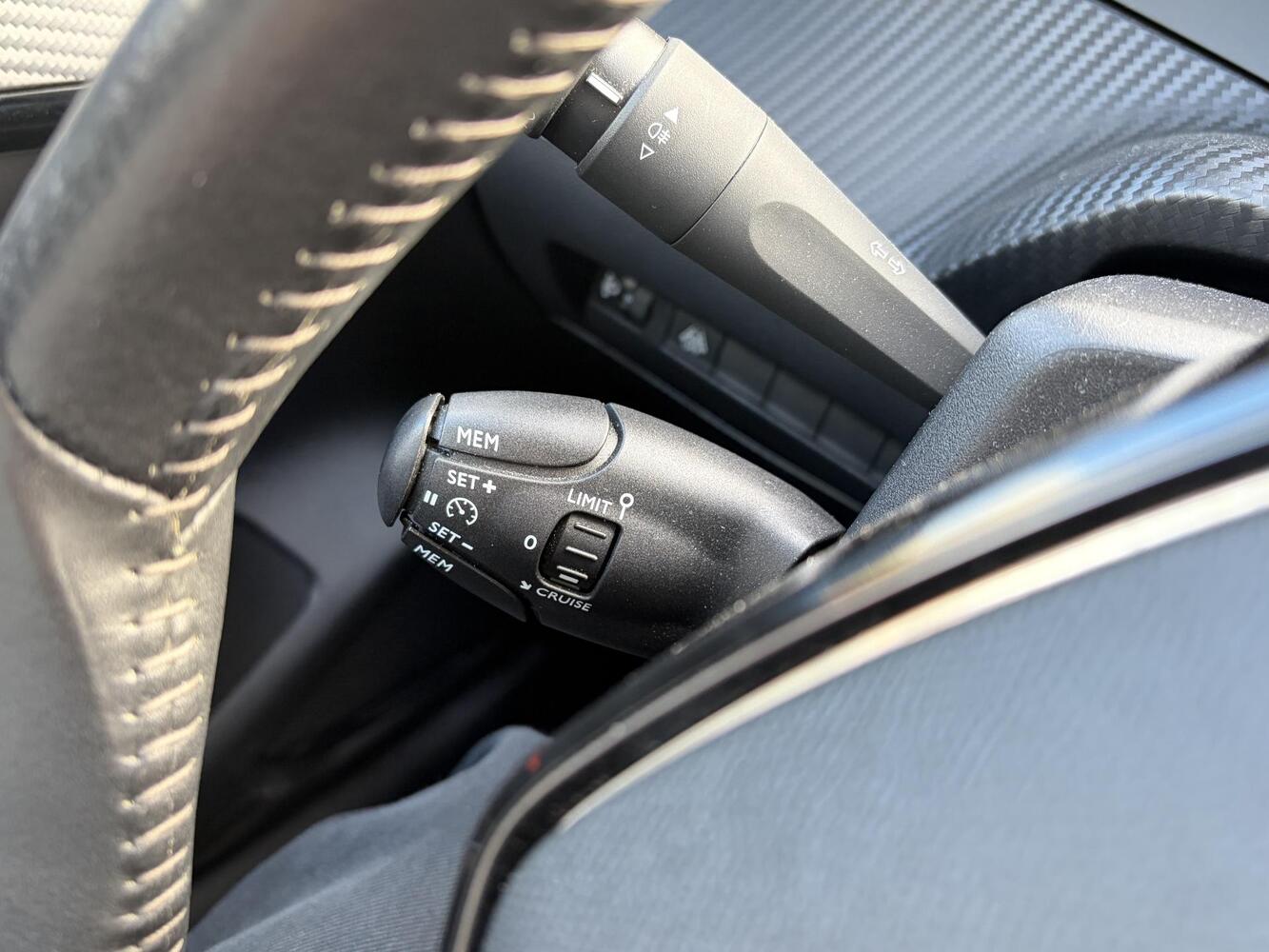 Peugeot 208 vaihtoauto